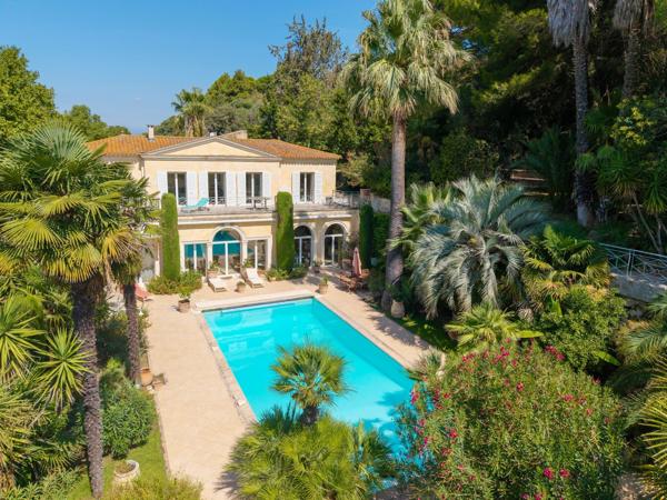 Vente Maison de luxe Béziers 12 Pièces 440 m²