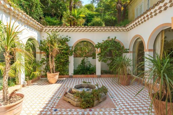 Vente Maison de luxe Béziers 12 Pièces 440 m²