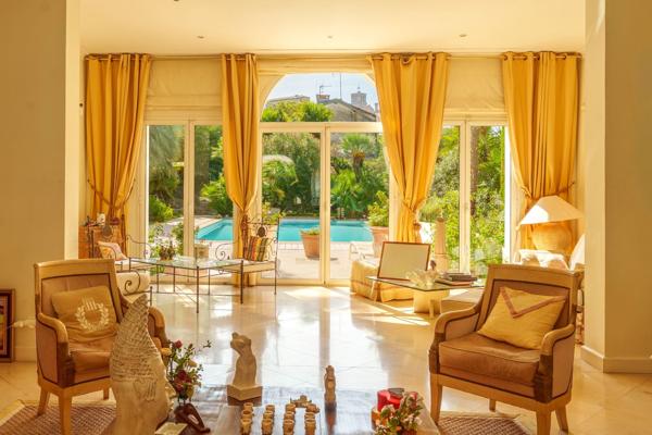 Vente Maison de luxe Béziers 12 Pièces 440 m²
