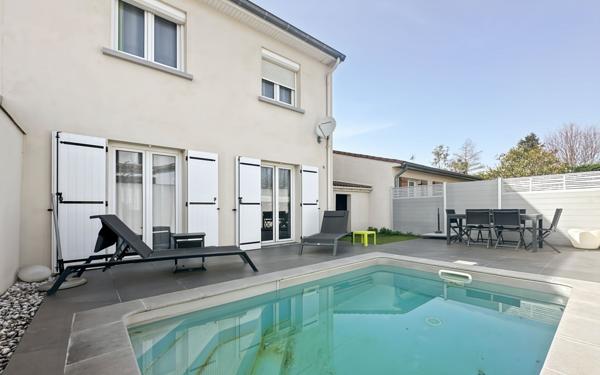 Maison à vendre    3 pièces • 90 m2 Bourg-lès-Valence