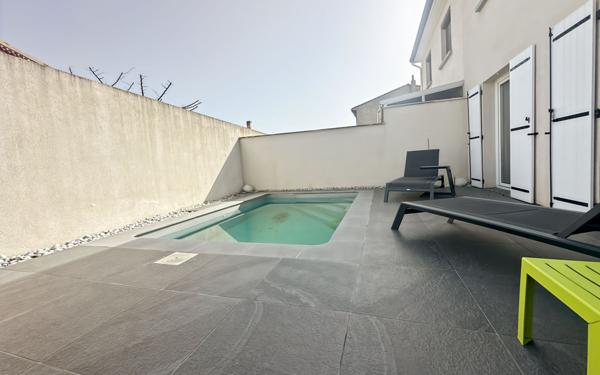 Maison à vendre    3 pièces • 90 m2 Bourg-lès-Valence