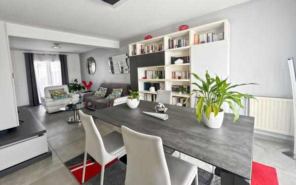 Maison à vendre    3 pièces • 90 m2 Bourg-lès-Valence