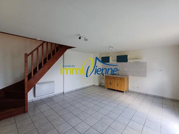 Location                                                      Maison
                        
                     2 pièces                      41 m2                     à Tercé