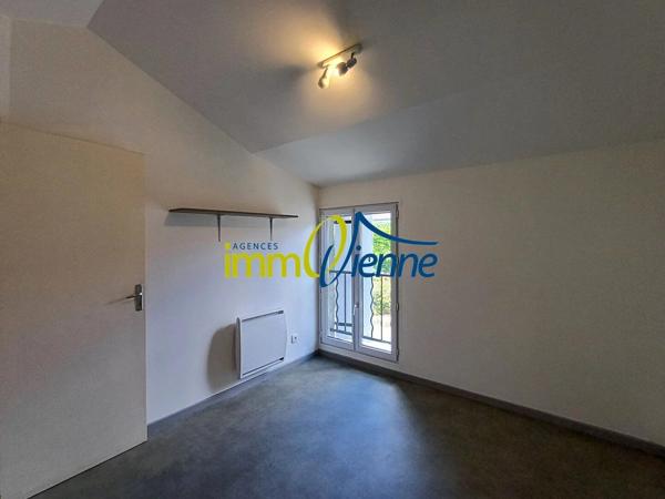 Location                                                      Maison
                        
                     2 pièces                      41 m2                     à Tercé