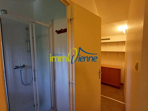 Location                                                      Maison
                        
                     2 pièces                      41 m2                     à Tercé