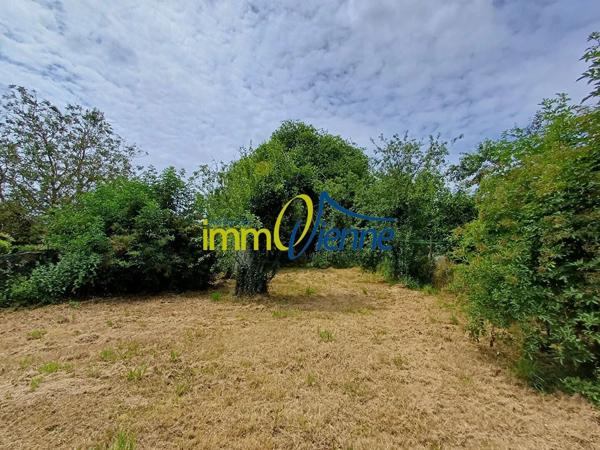 Location                                                      Maison
                        
                     2 pièces                      41 m2                     à Tercé