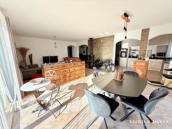 Maison spacieuse vue panoramique mer & montagne