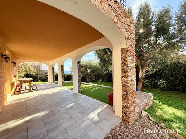 Maison spacieuse vue panoramique mer & montagne