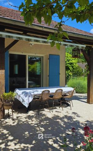 Maison familiale au calme, entre nature et lumière
