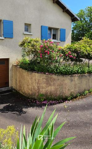 Maison familiale au calme, entre nature et lumière