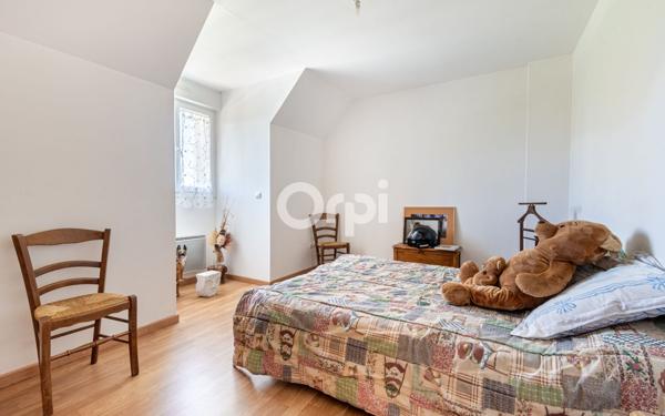 Maison à vendre    7 pièces • 176 m2 Glanges