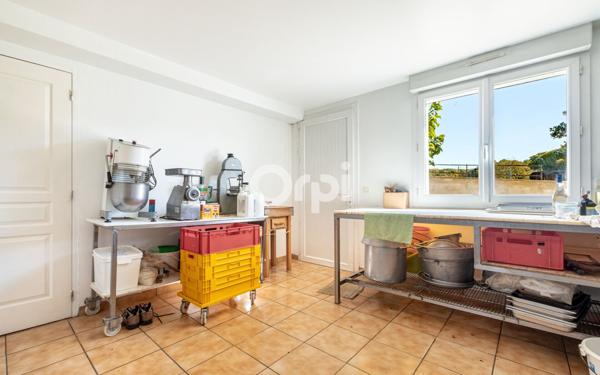 Maison à vendre    7 pièces • 176 m2 Glanges