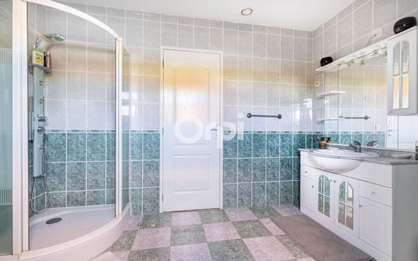 Maison à vendre    7 pièces • 176 m2 Glanges