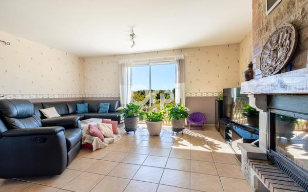 Maison à vendre    7 pièces • 176 m2 Glanges