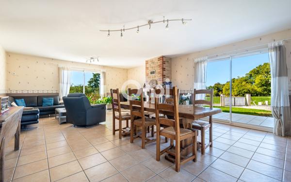 Maison à vendre    7 pièces • 176 m2 Glanges