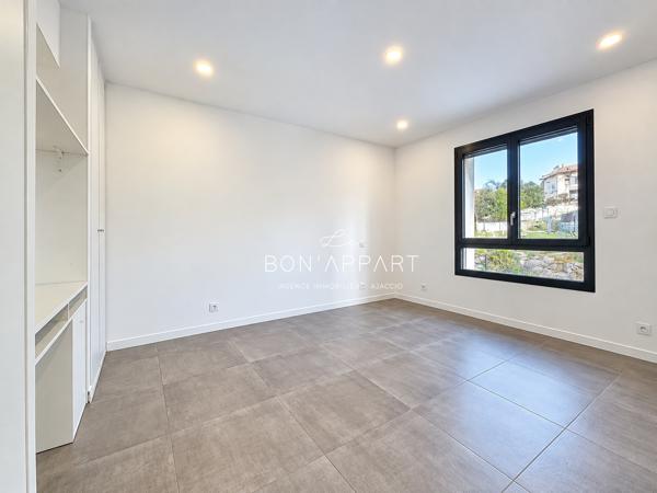 Appartement 4 pièce(s) 3 chambre(s) 93.96 m²