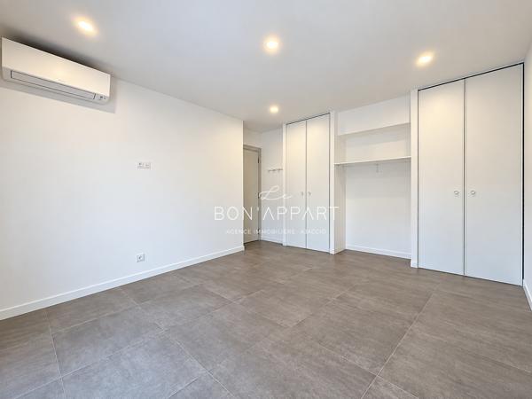 Appartement 4 pièce(s) 3 chambre(s) 93.96 m²
