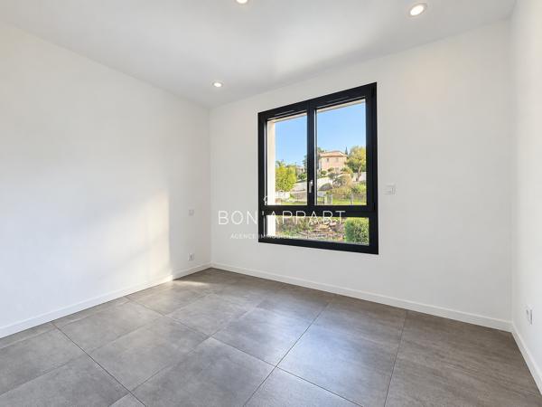 Appartement 4 pièce(s) 3 chambre(s) 93.96 m²