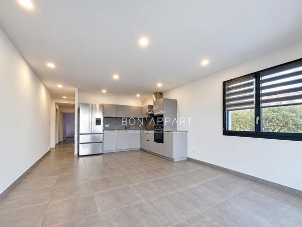 Appartement 4 pièce(s) 3 chambre(s) 93.96 m²