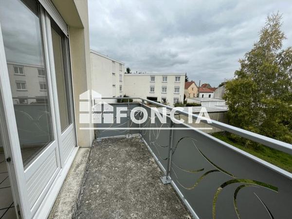 Location Appartement 2 pièces 45.29 m² - 4 A RUE DE LA REPUBLIQUE Mainvilliers 28300