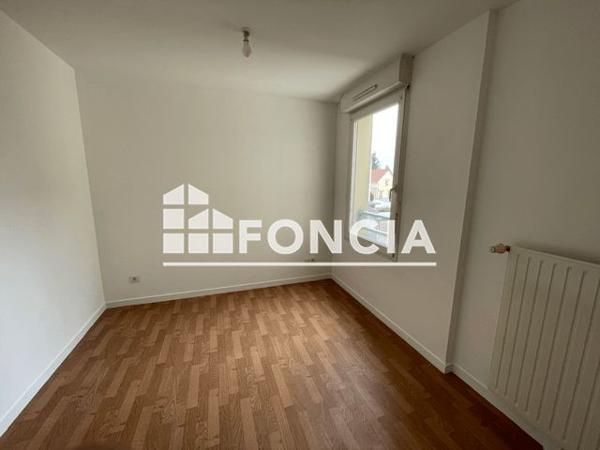 Location Appartement 2 pièces 45.29 m² - 4 A RUE DE LA REPUBLIQUE Mainvilliers 28300