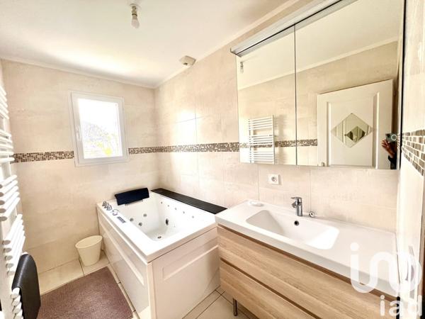 Maison 6 pièces de 149 m² à Nandy (77176)