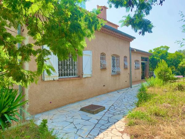 Maison à vendre 5 pièces SAINT AYGULF (83)