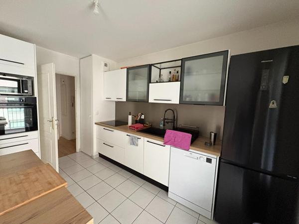 A LOUER : T3 à LILLE • Saint-Maurice • 880 € CC • Réf. 1543-106