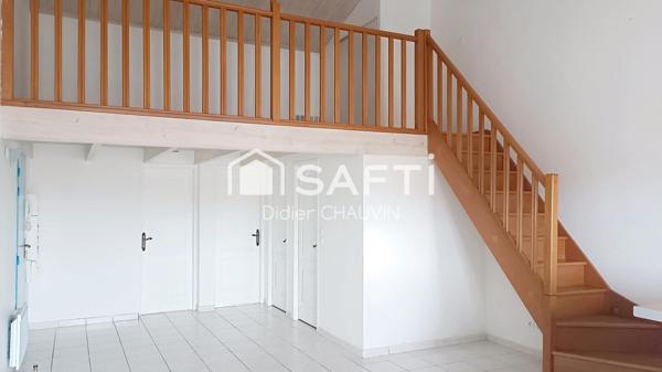 Appartement plus garage et parking.