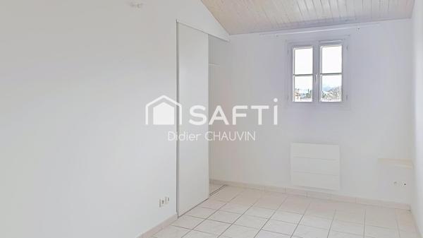 Appartement plus garage et parking.