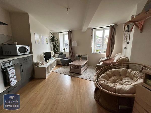 Appartement à louer 2 pièces 32m² Alençon (61000)