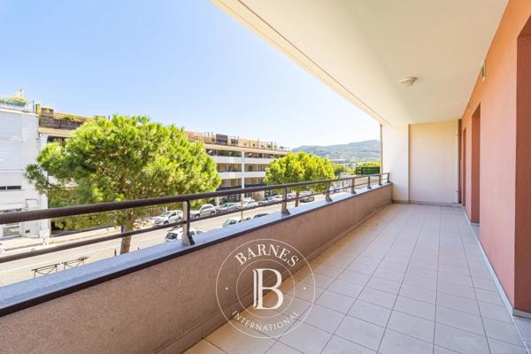 Marseille 8ème, Appartement 3 Chambres -  123 m² à vendre