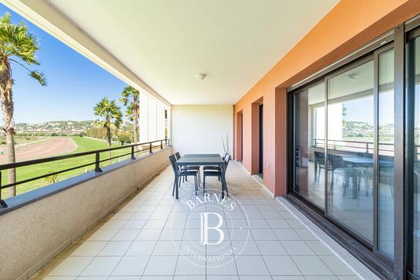 Marseille 8ème, Appartement 3 Chambres -  123 m² à vendre
