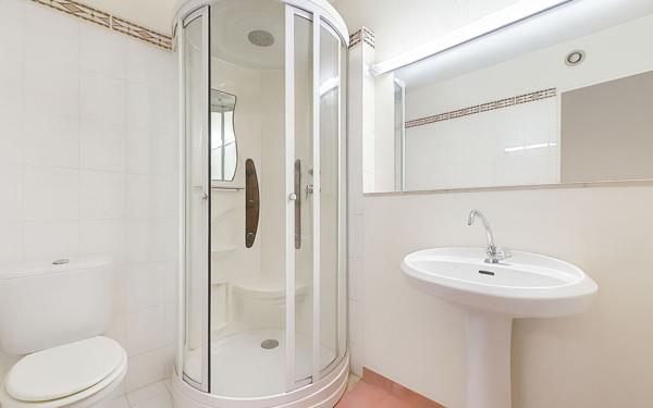 Appartement à vendre    3 pièces • 59 m2 Le Cannet