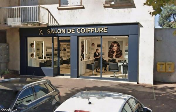 Local commercial à Veauche 80 m² - Cave 45 m² - Place de l'Europe - Emplacement n°1