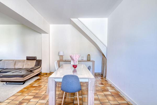 Maison Decines Charpieu 4 pièce(s) 94.75 m2