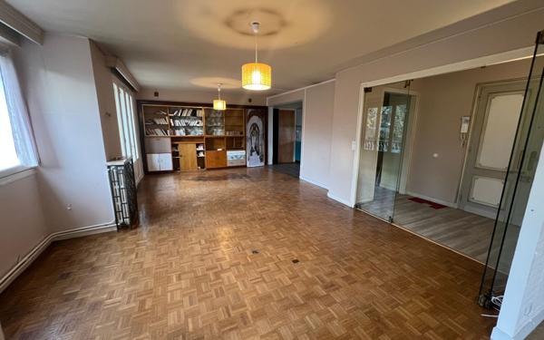 Appartement à vendre    6 pièces • 147 m2 Limoges