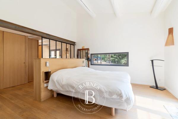 Saint-Maximin-la-Sainte-Baume, Propriété 12 Chambres -  600 m² à vendre