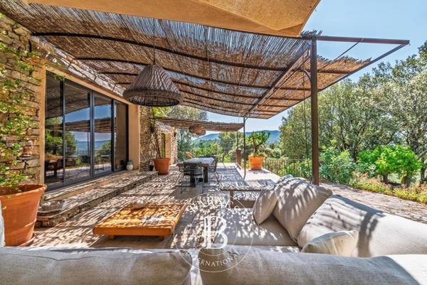 Saint-Maximin-la-Sainte-Baume, Propriété 12 Chambres -  600 m² à vendre
