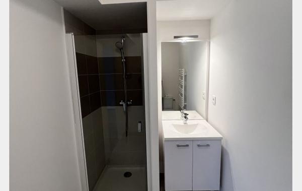 Vente Studio Saint-sebastien-sur-loire
