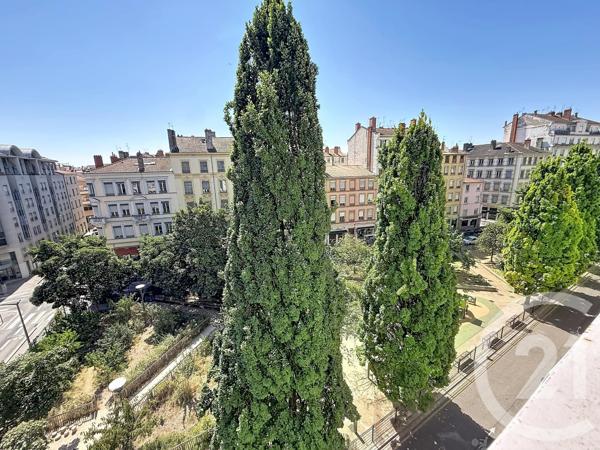 Appartement F3 à vendre  3 pièces - 58,03 m 2   LYON  - 69007