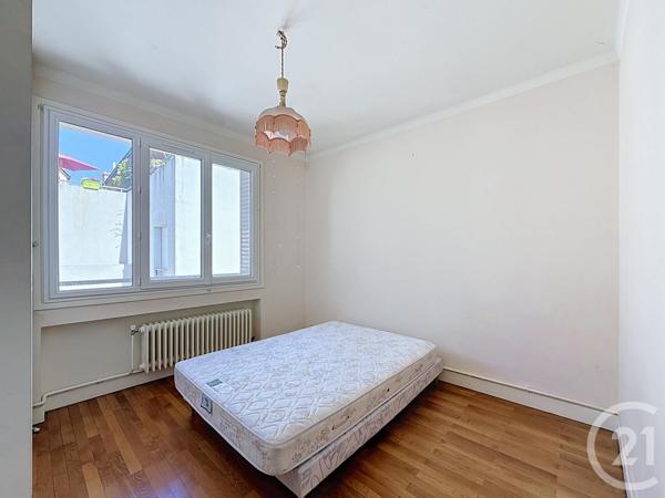 Appartement F3 à vendre  3 pièces - 58,03 m 2   LYON  - 69007
