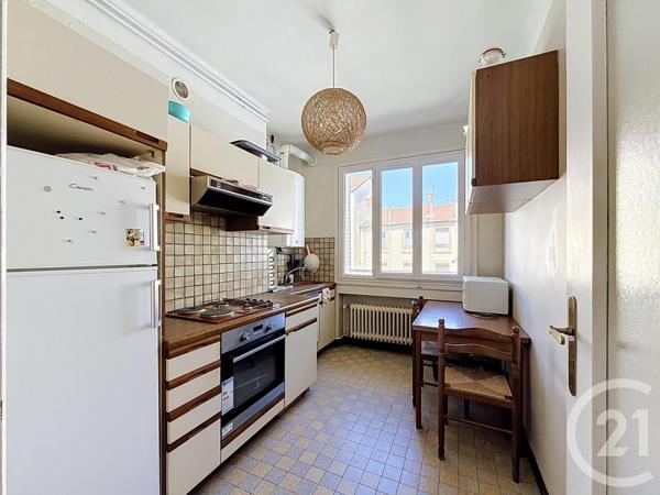 Appartement F3 à vendre  3 pièces - 58,03 m 2   LYON  - 69007