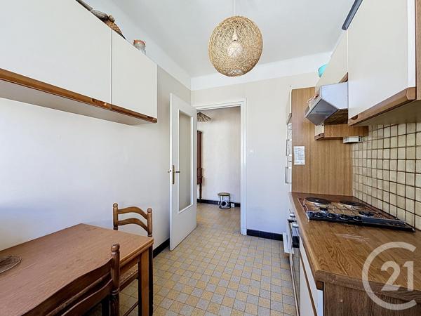 Appartement F3 à vendre  3 pièces - 58,03 m 2   LYON  - 69007