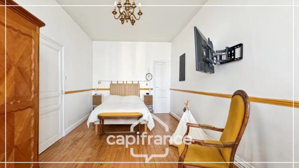 ✨ EXCEPTIONNEL – Maison de charme avec piscine au cœur de Barbaste ✨