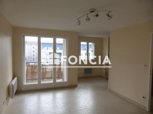 Location Appartement 2 pièces 46.1 m² - 18 RUE FELIX ESCLANGON Grenoble 38000