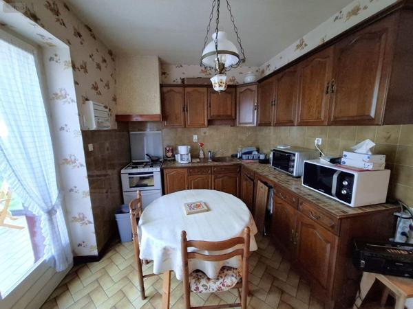 Maison à vendre à Peschadoires dans le Puy-de-Dôme (63920), ref : 2025-34-2025026