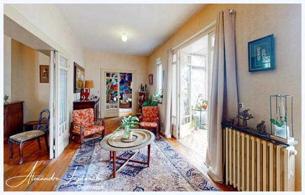 Dpt Tarn et Garonne (82), à vendre domaine en bordure de Tarn - Authentique Maison de Maître des années 30 par Joseph GILET