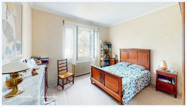 Dpt Tarn et Garonne (82), à vendre domaine en bordure de Tarn - Authentique Maison de Maître des années 30 par Joseph GILET