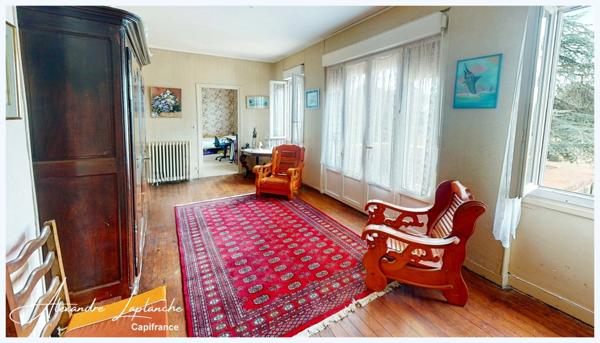 Dpt Tarn et Garonne (82), à vendre domaine en bordure de Tarn - Authentique Maison de Maître des années 30 par Joseph GILET